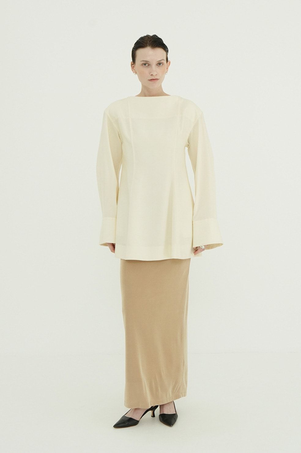 テンセルミニフレアワンピース - TENCEL MINI FLARE ONEPIECE (IVORY)