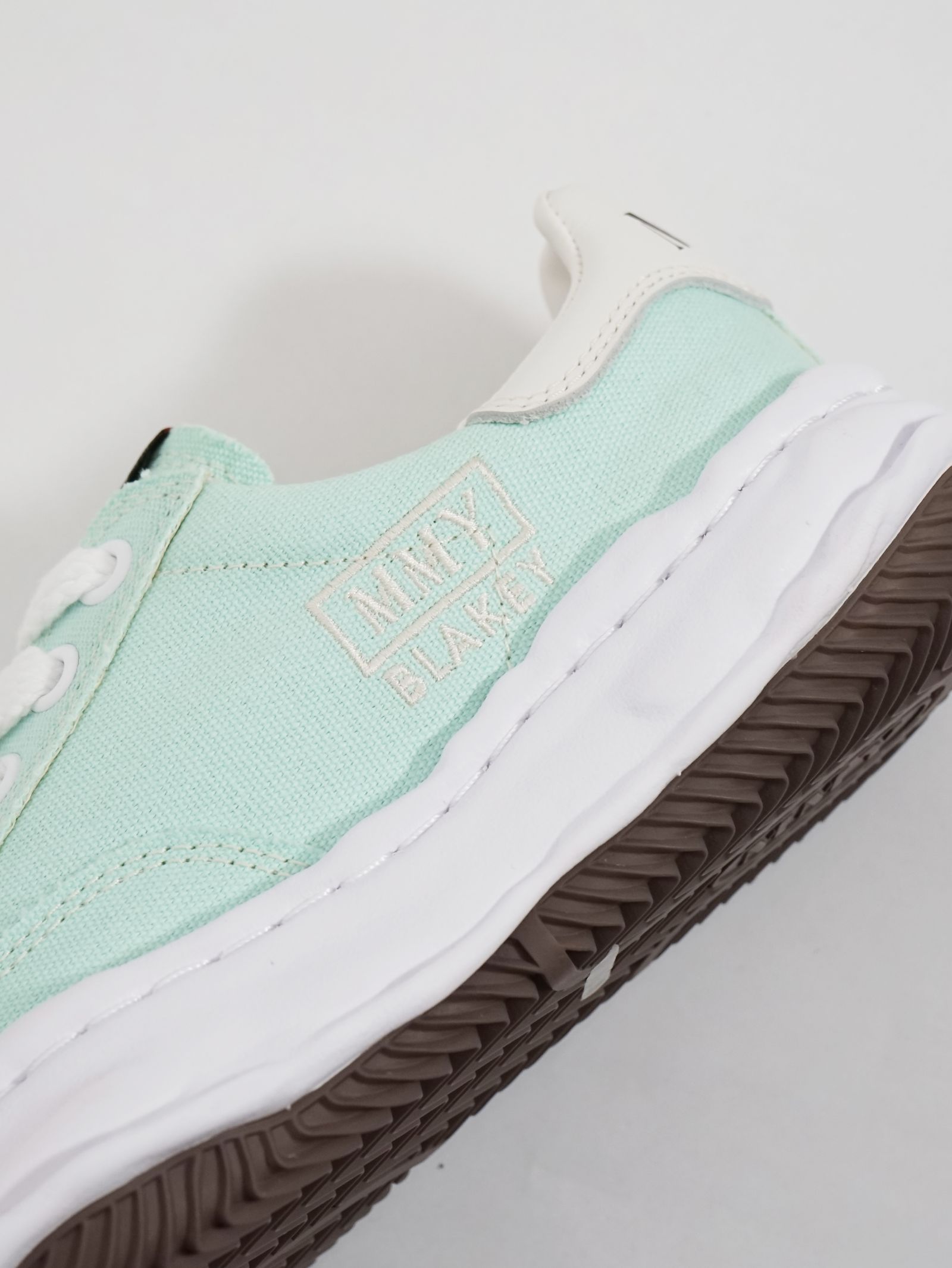オリジナルソールスニーカー "BLAKEY / ブレイキー"- LT.BLUE - OG Sole Canvas Low-top Sneaker - A08FW735