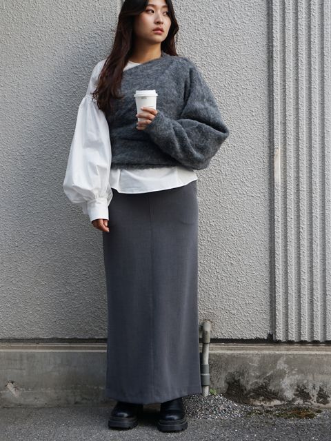 秋のムードを感じるエトレのレイヤードコーデ