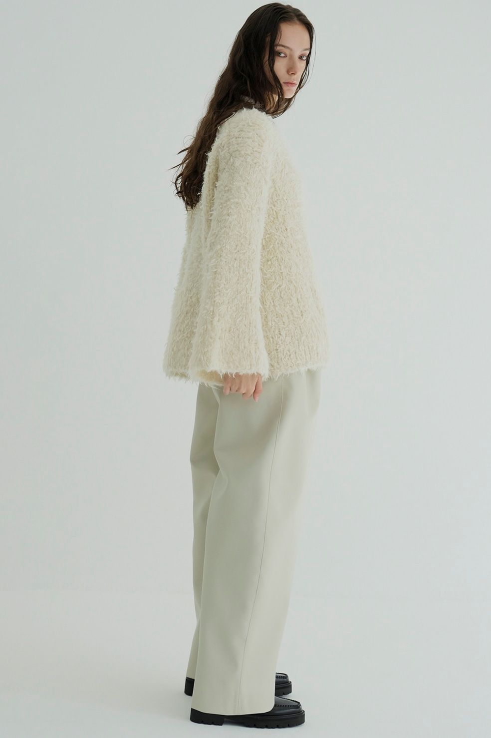 ベアシャギー ハンドニットトップス - BEAR SHAGGY HAND KNIT TOPS - IVORY