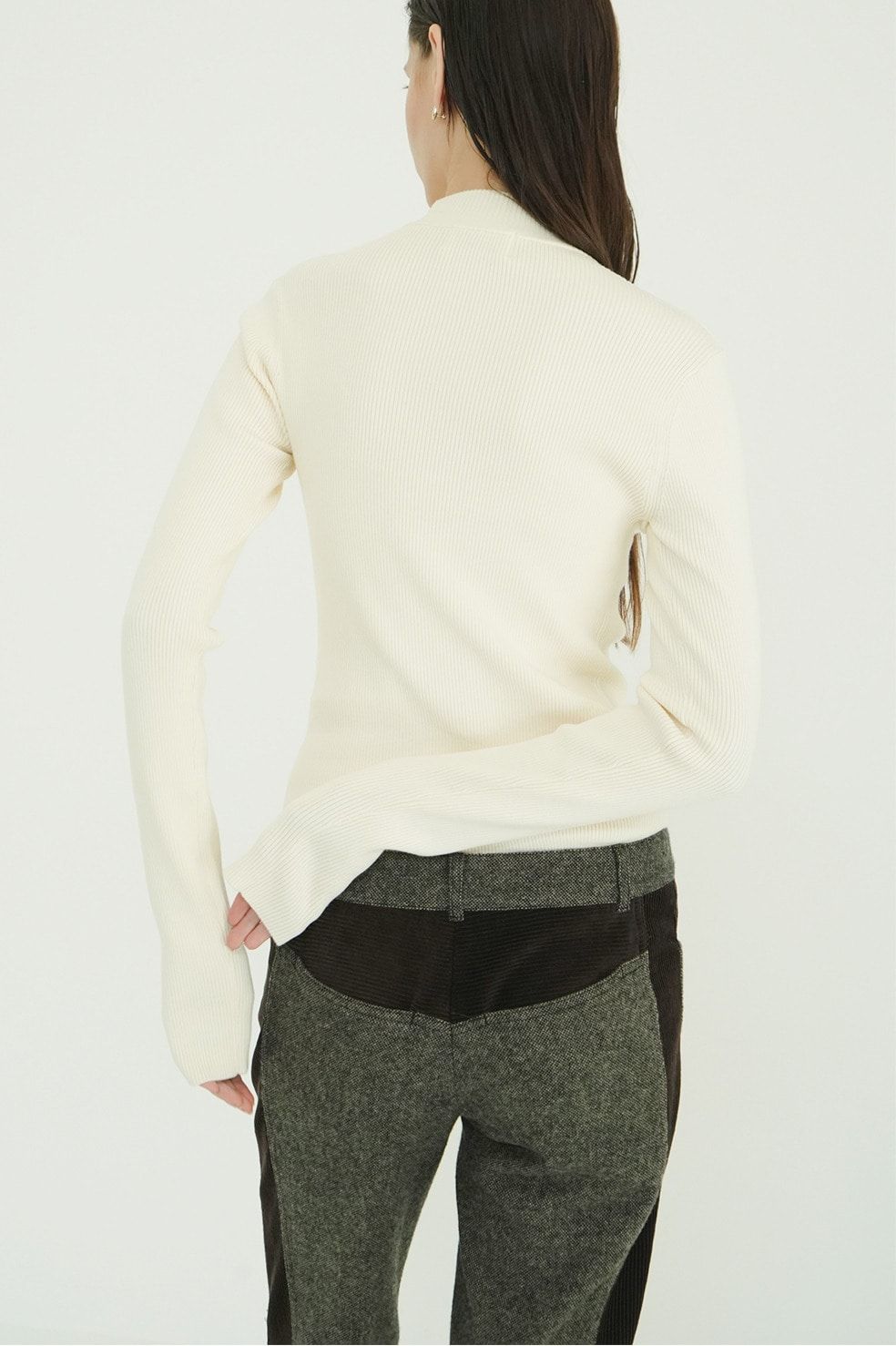 【26AW】 ハイネックリブニットトップス -  H/N RIB KNIT TOPS （IVORY）