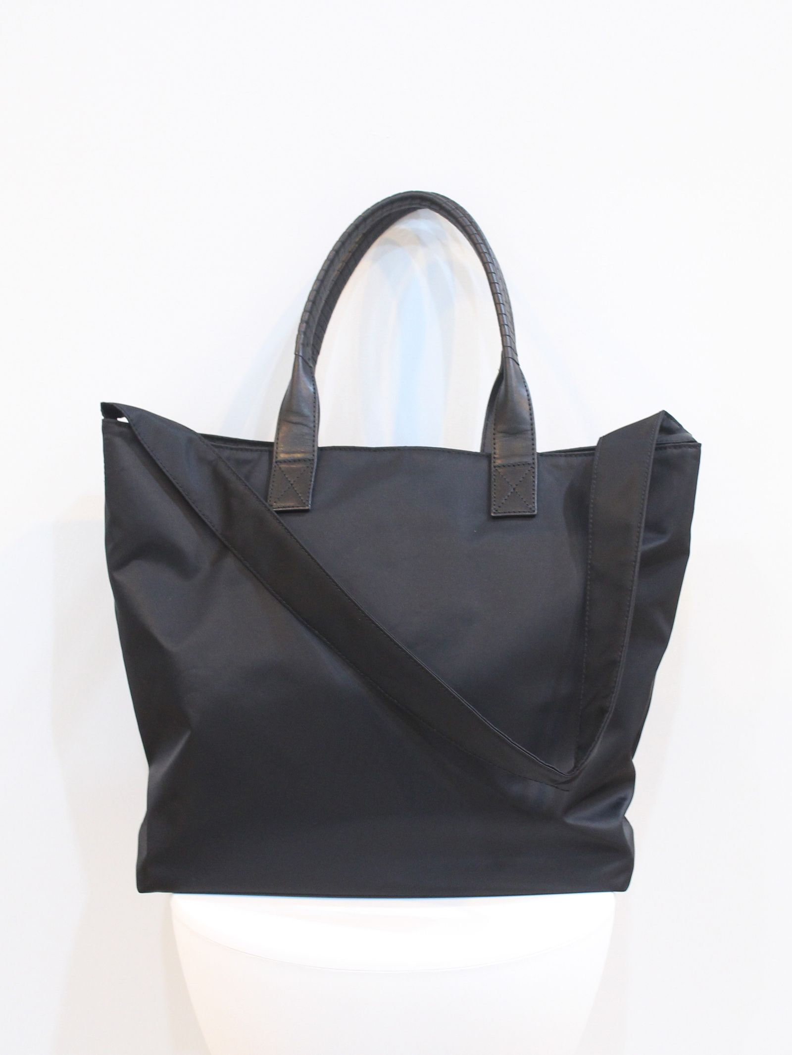 cornelian taurus by daisuke iwanaga - pack tote SUPER