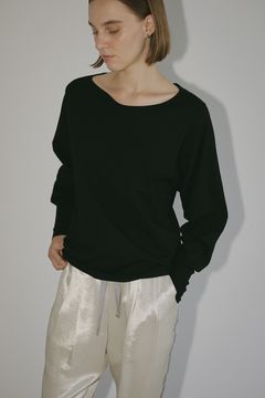 ハイゲージニット - CURVE NECK KNIT TOPS - BLACK