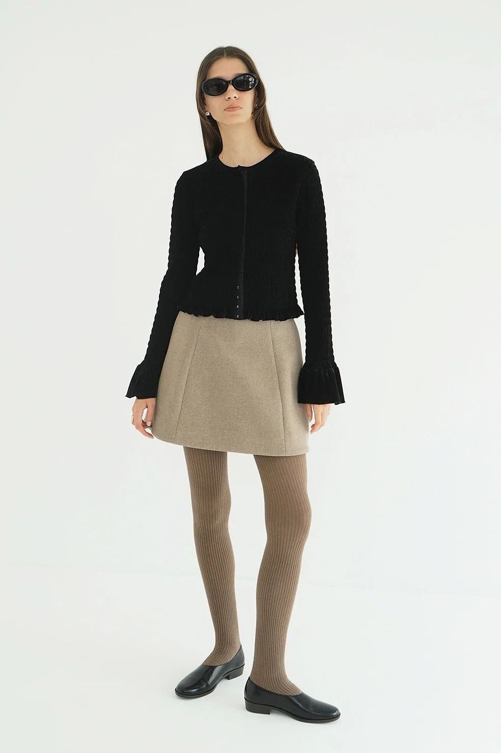 シャーリング デザイン ブラウス - SHIRRING DESIGN BLOUSE (BLACK)