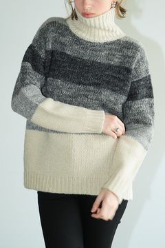 グラデーションボーダー ワイド ニットトップス - GRADATION BORDER WIDE KNIT TOPS - IVORY