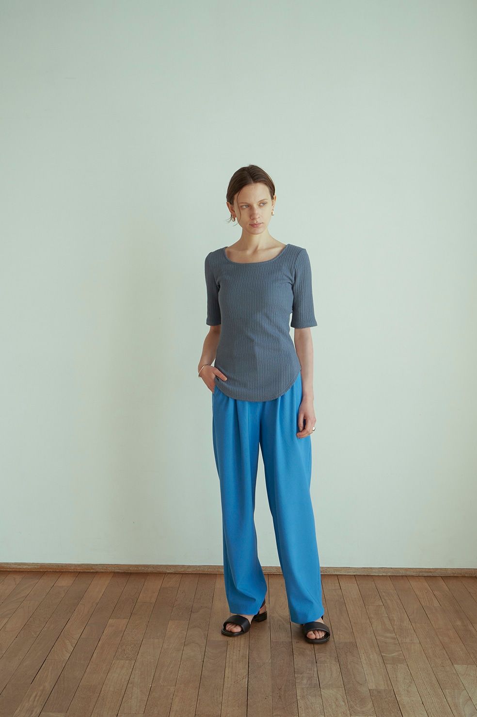 リブディープネックトップス -  RIB DEEP NECK TOPS - BLUE