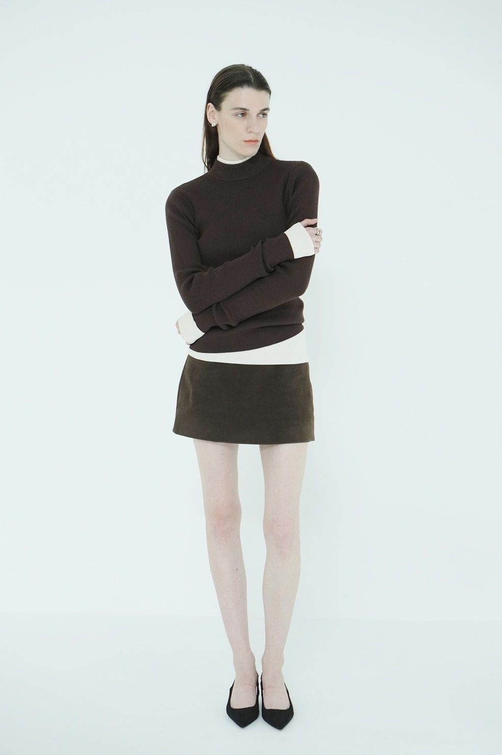 【26AW】 ハイネックリブニットトップス -  H/N RIB KNIT TOPS （BROWN）