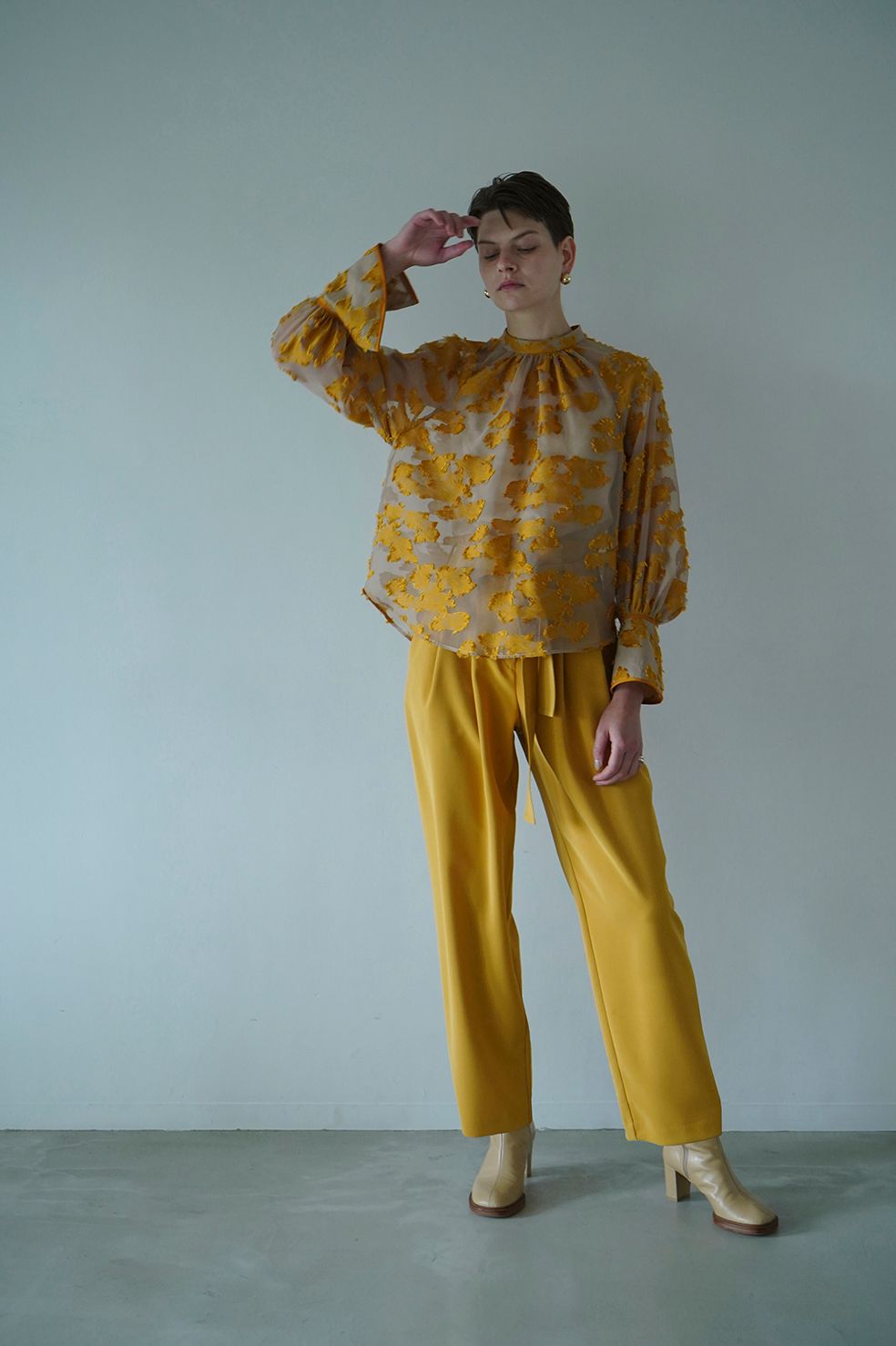 CLANE FLOWER JACQUARD TOPS YELLOW | eclipseseal.com