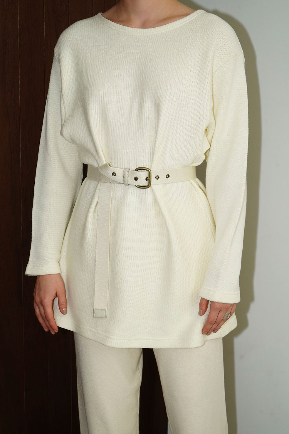 ルーズ ヴィンテージ ロングスリーブ トップス  - LOOSE VINTAGE LONG SLEEVE TOPS WHITE