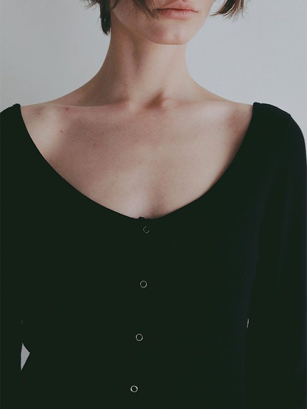 バトーネックカットプルオーバー- BLACK