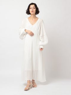 ヴィンテージライクに仕上げた ETRE TOKYOのワンピーススタイル