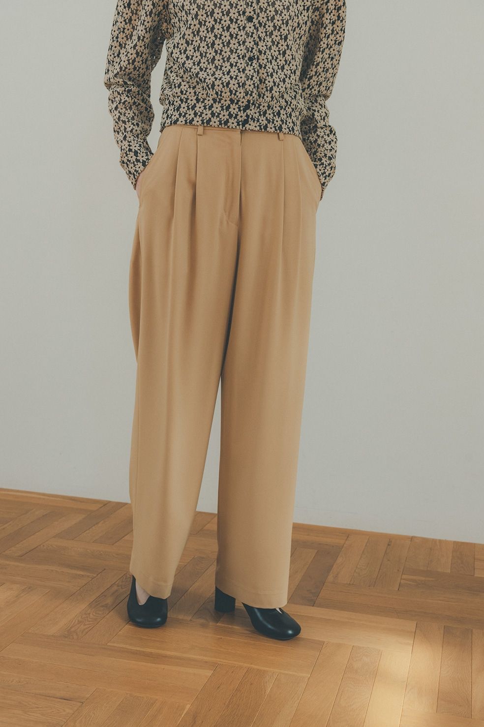 CLANE - 22SS ベーシックタックパンツ - BASIC TUCK PANTS