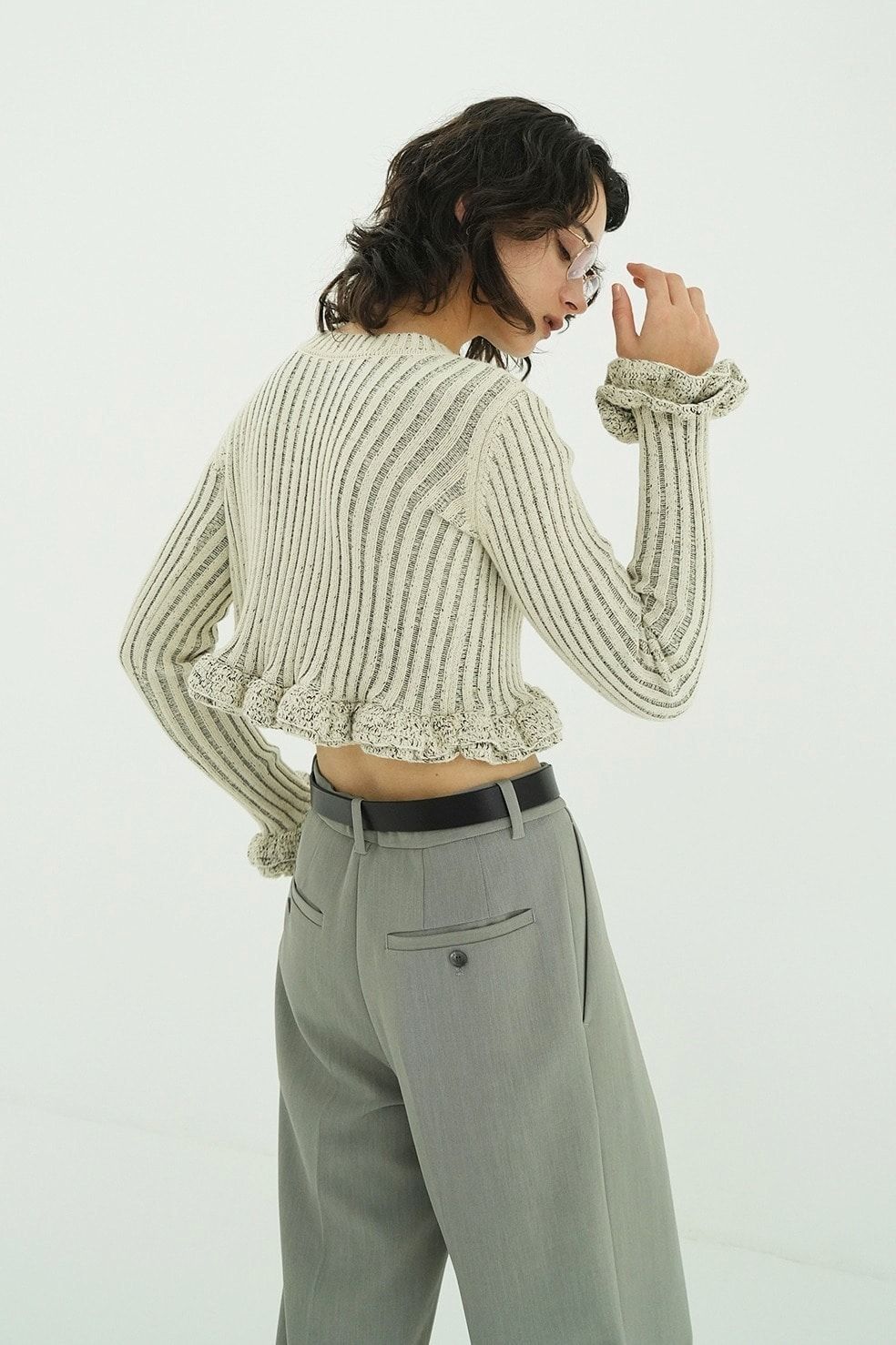 ダブルフェイス フリルド ニットトップス - W FACE SHORT FRILLED KNIT TOPS (WHITE)