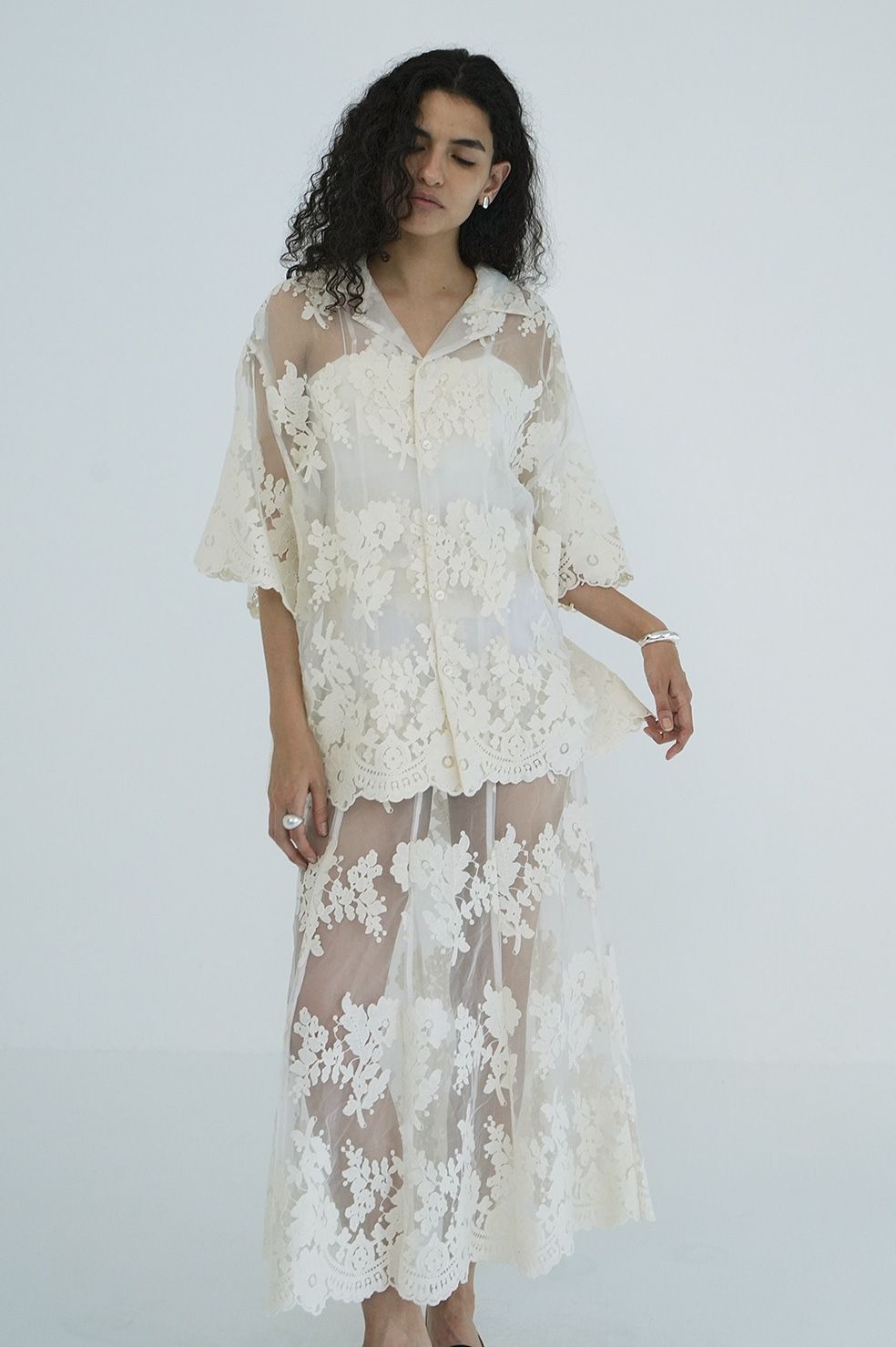 驚きの安さ CLANE - LACE FLOWER SHEER | シアーフラワーレースシャツ トップス