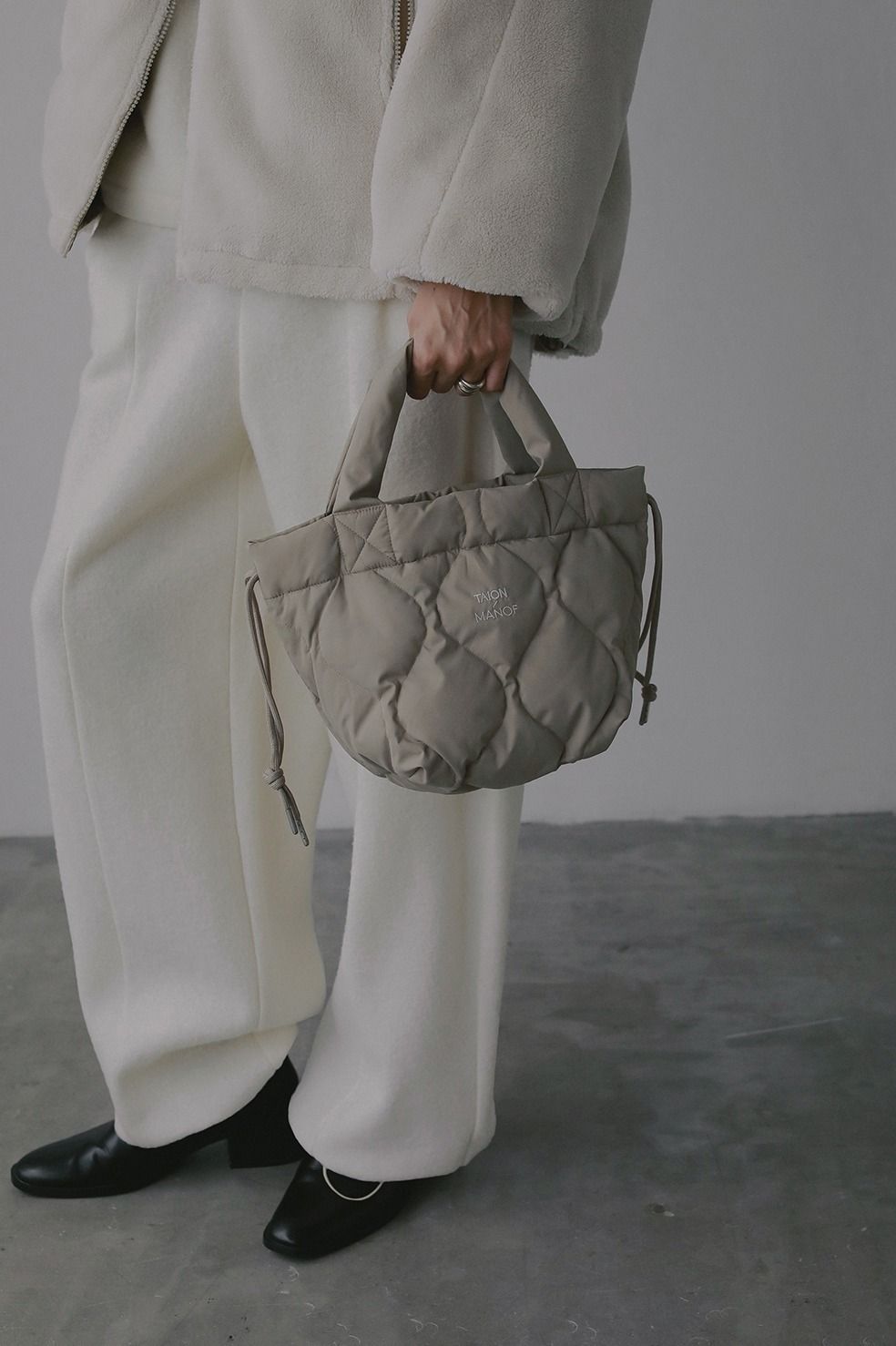 【TAION×MANOF】 トートバッグ - 2WAY DOWN BAG (BEIGE)