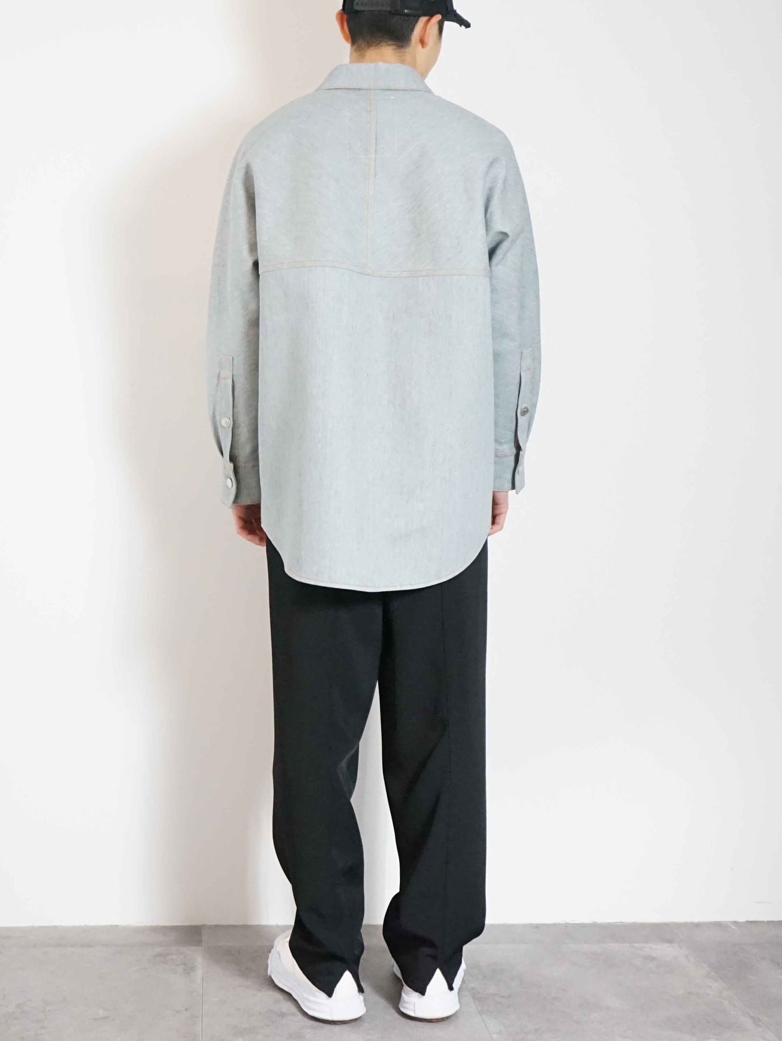 オーバーシャツ - overshirt in recycled denim