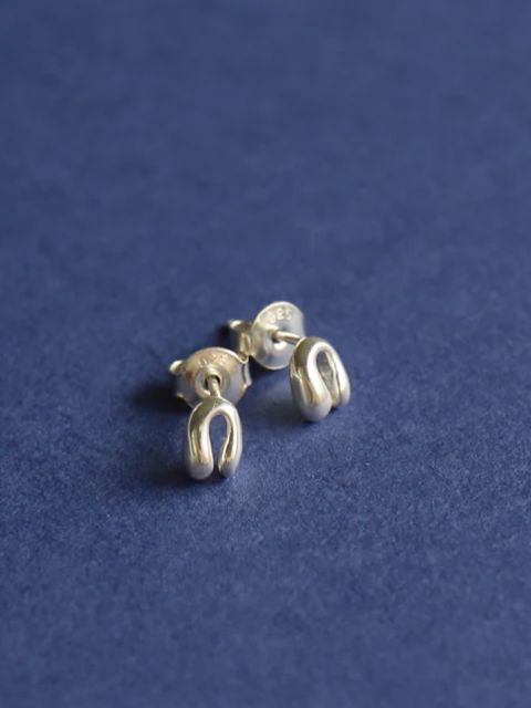 【両耳用】タイニーアーチピアス SV シルバー シンプル デザイン ユニセックス アクセサリー