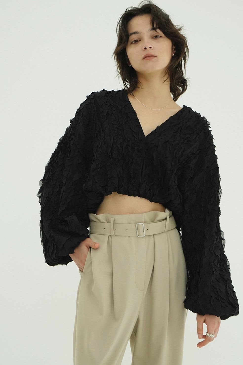 フリルボレロ - TOPSTITCHED FRILL BOLERO (BLACK)