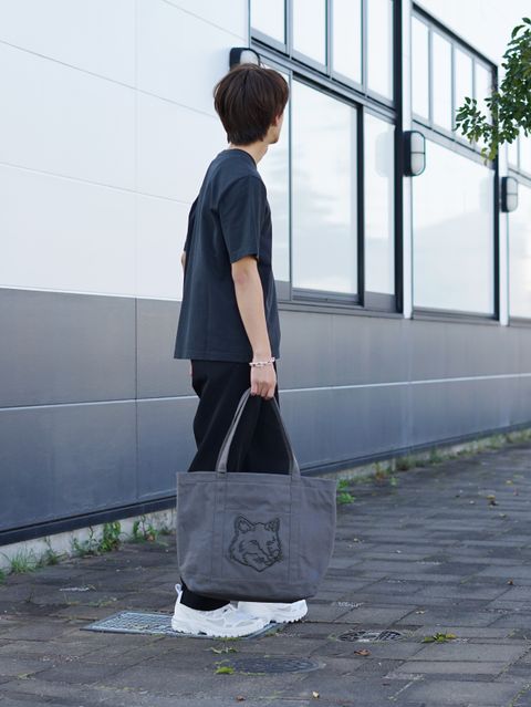 メゾンキツネでつくる大人のデイリーコーデ