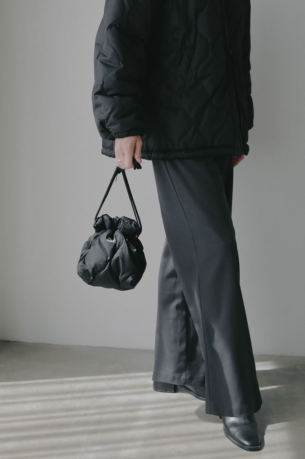 【TAION×MANOF】 トートバッグ - 2WAY DOWN BAG (BLACK)