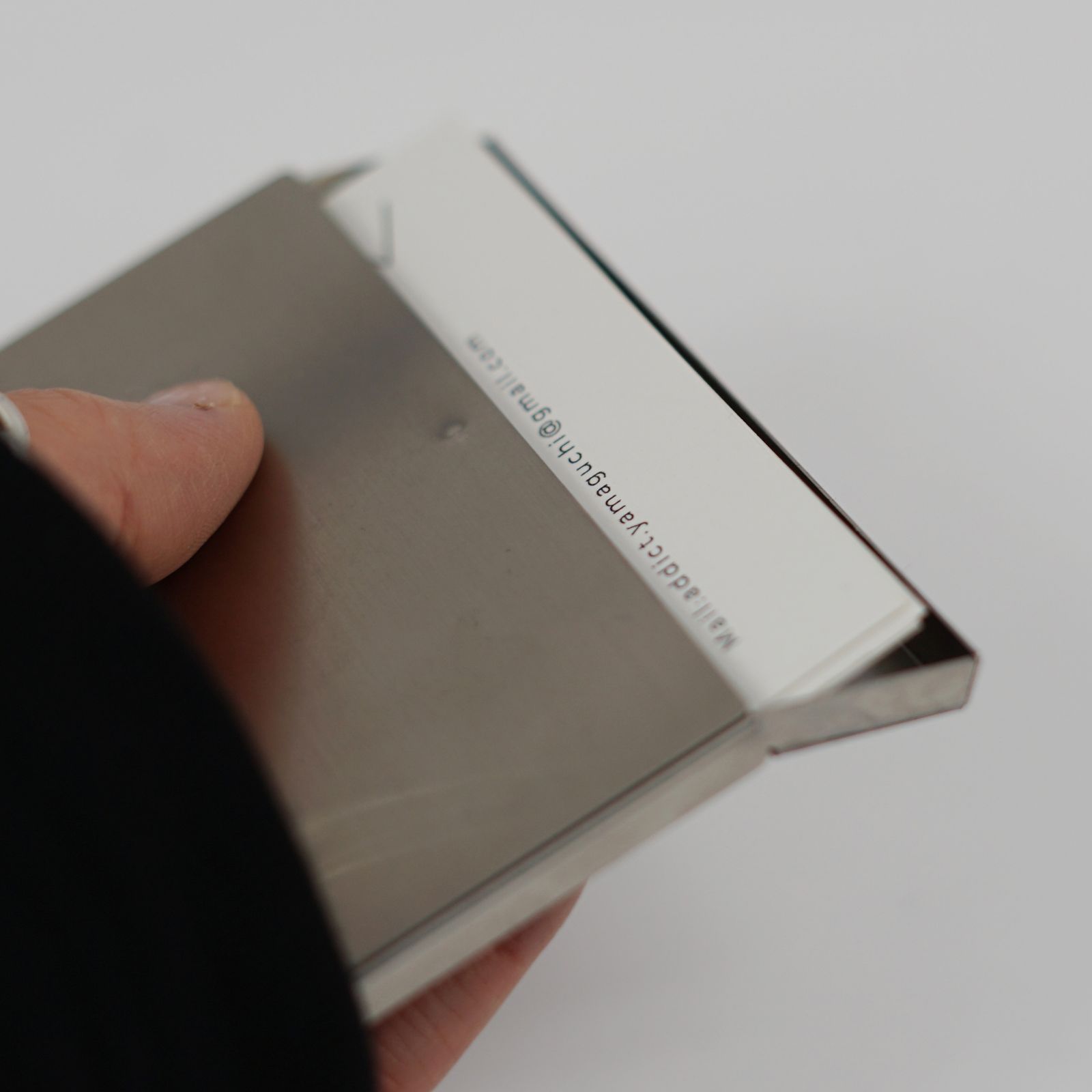 カードケース / 名刺入れ - CARD CASE  SERVE - STRAIGHT VIBRATION