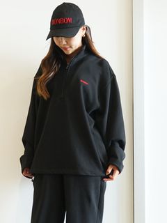 レッドロゴ ハーフジップスウェットプルオーバー  -  BLACK