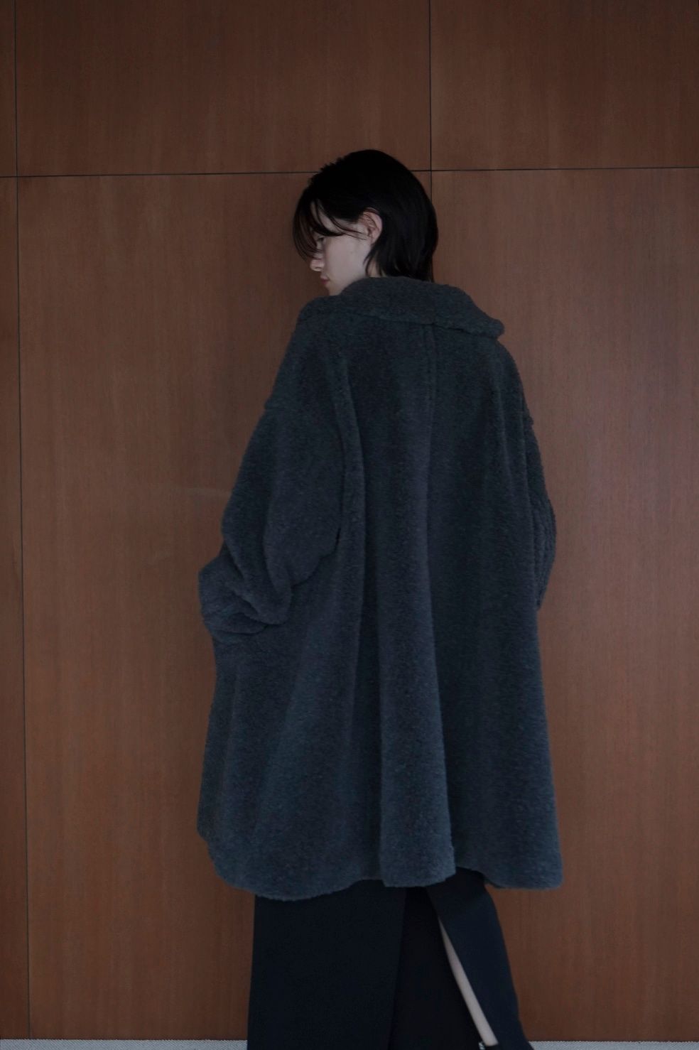 CLANE - VOLUME FLARE BOA COAT GREY