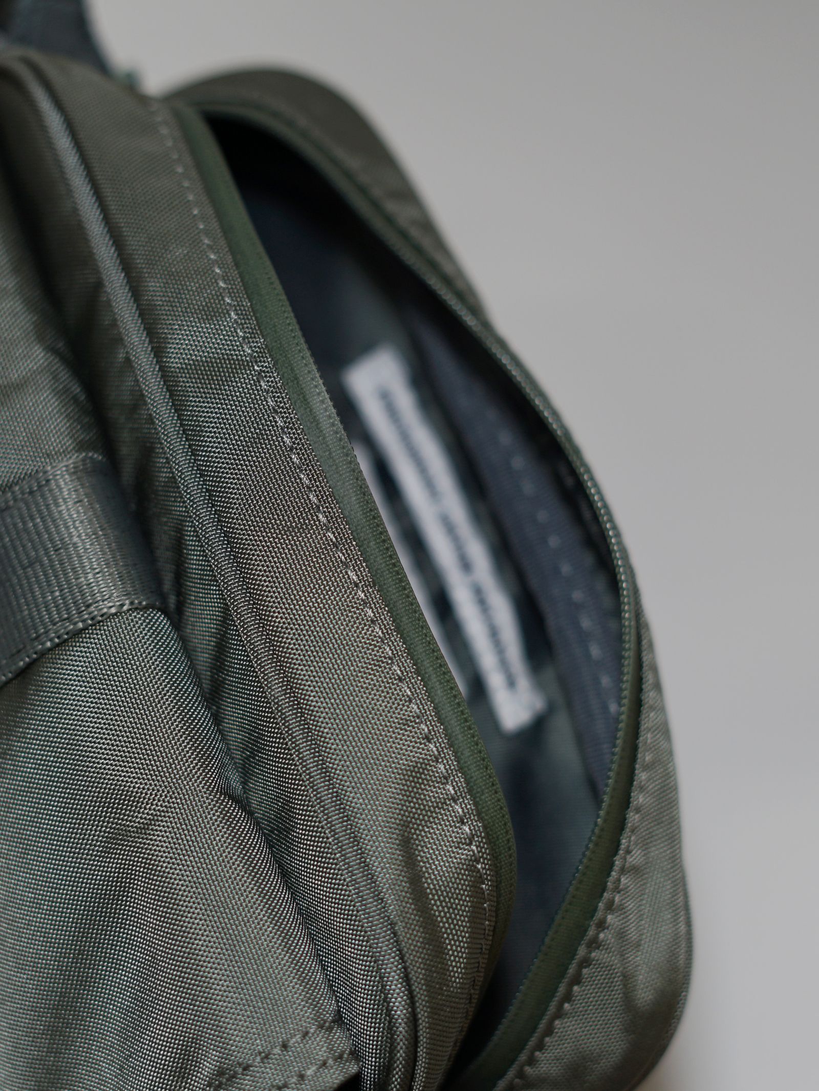 レコー ホリデー ミニバッグ  /  420 re/cor HOLIDAY（Foliage Green)