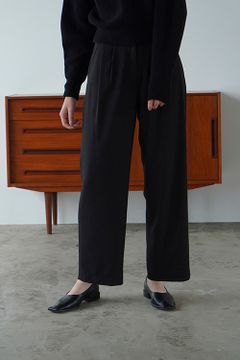 HeRIN.CYEが提案するレイヤードコーデ