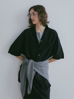 オープンネックハーフスリーブシャツ (BLACK)