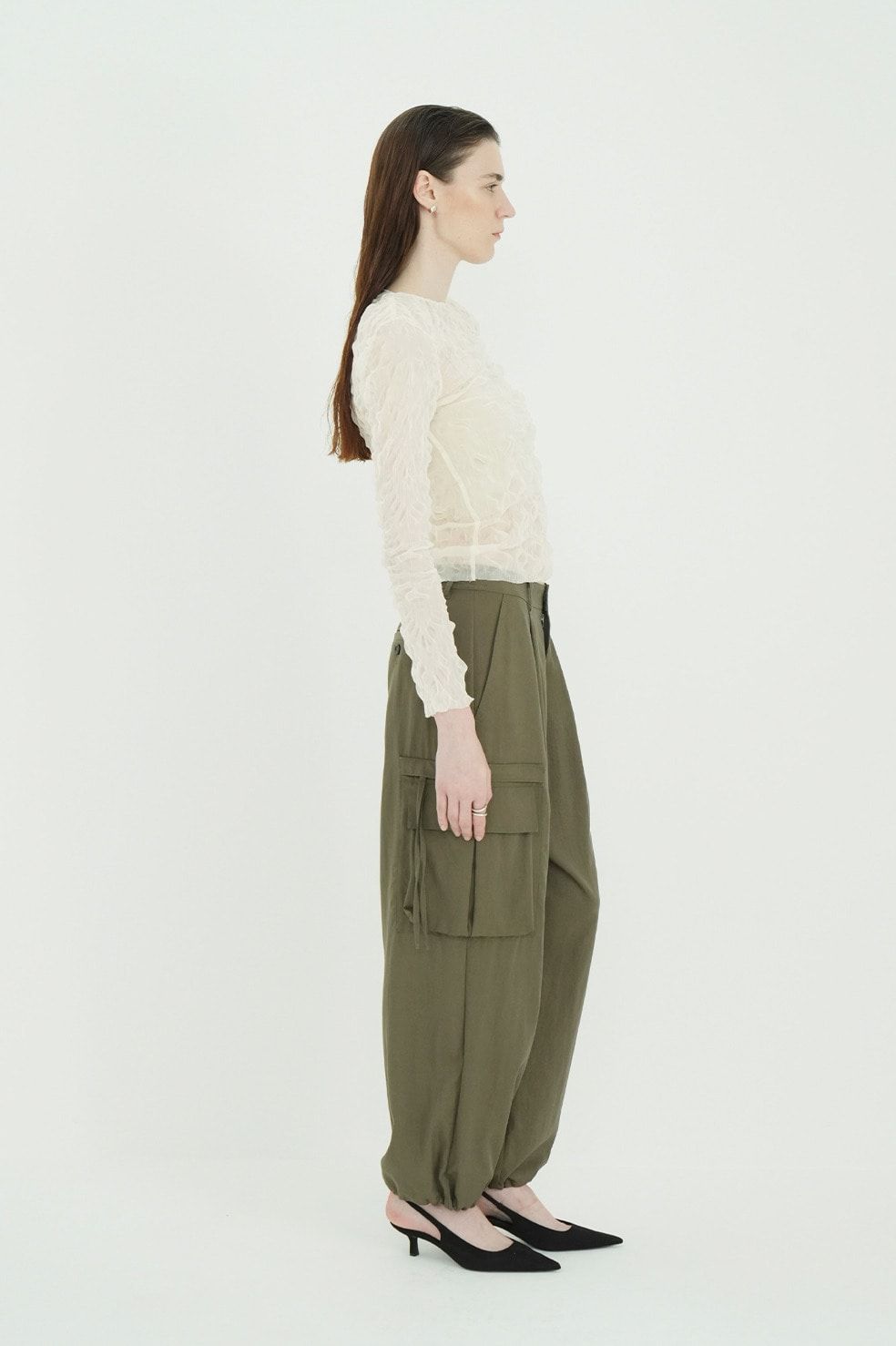カーゴパンツ - LOW WAIST POCKET CARGO PANTS (KHAKI)
