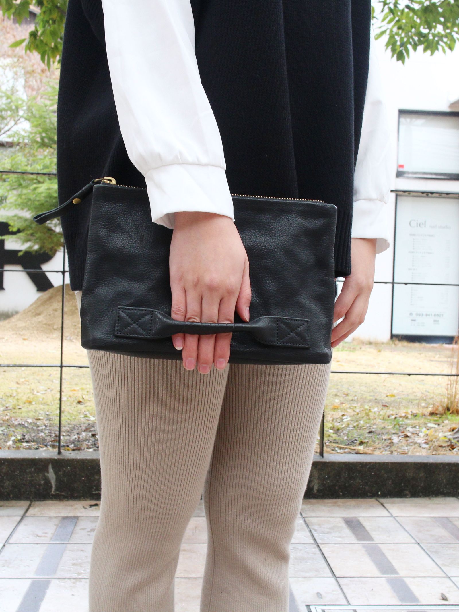 落ち着いた大人っぽいCLANEのコーディネート
