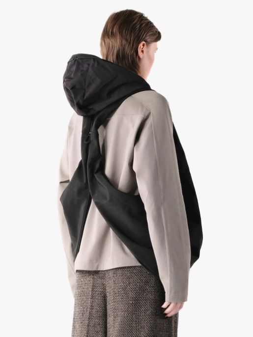 Reno Carbon Black 21L - ハイブリッドショルダーバッグ(ウェアラブルベスト)