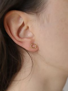 【両耳用】デューピアス GOLD ゴールド シンプル デザイン ユニセックス アクセサリー