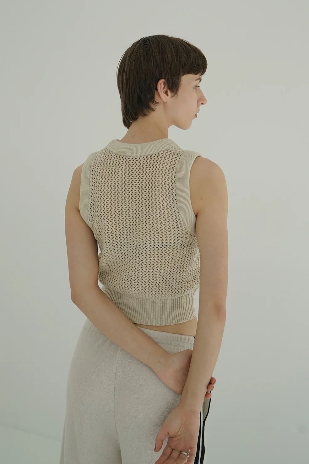 メッシュトップス - 3D RIB MESH KNIT TOPS - IVORY