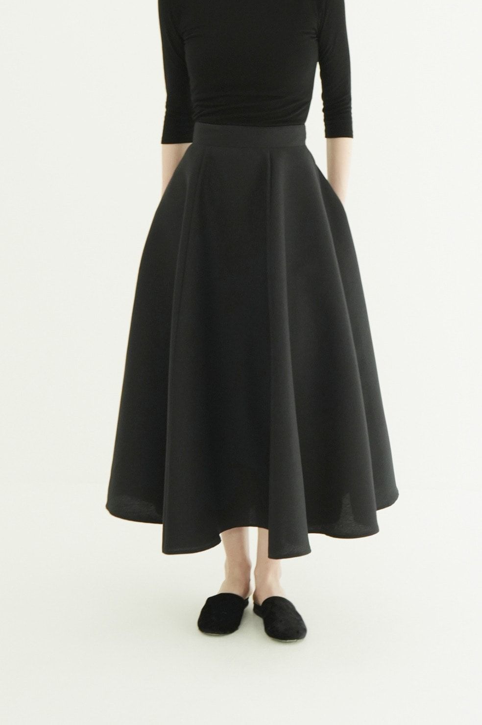 ボリュームフレアスカート -  VOLUME FLARE SKIRT (BLACK)