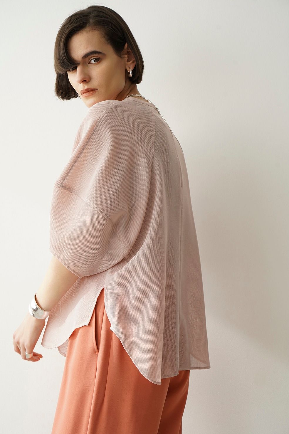 CLANE - MESH FORM SLEEVE BLOUSE - PINK