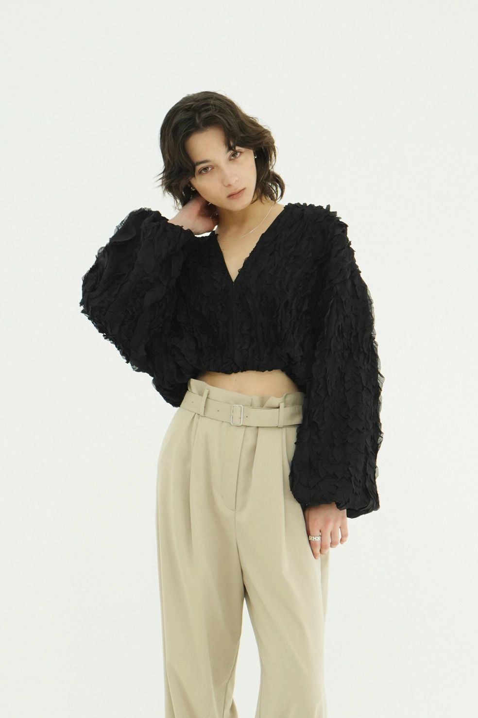 フリルボレロ - TOPSTITCHED FRILL BOLERO (BLACK)