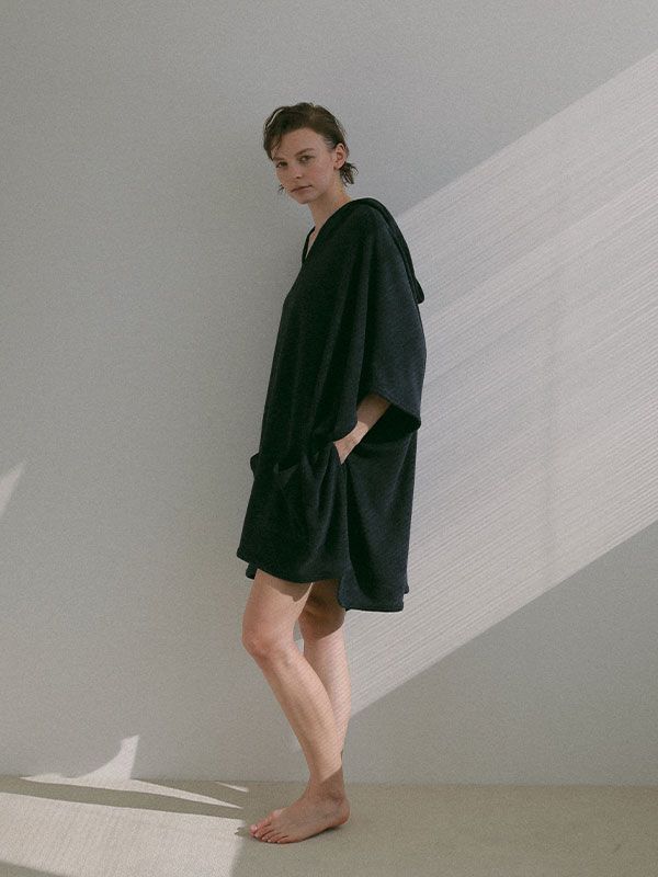 フェードパイルフードポンチョ (NAVY)