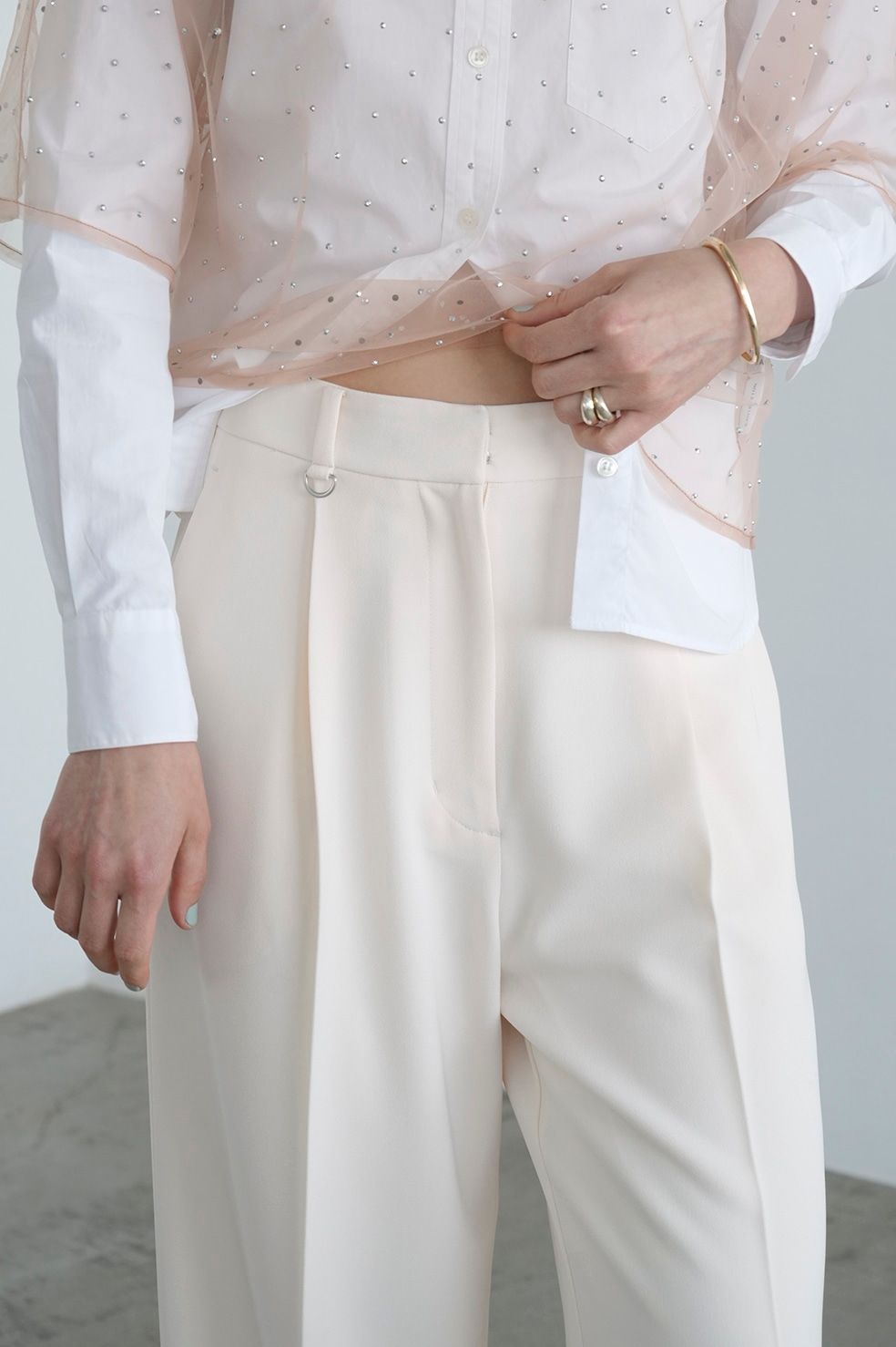 タックストレートパンツ -  2WAY TUCK STRAIGHT PANTS - IVORY