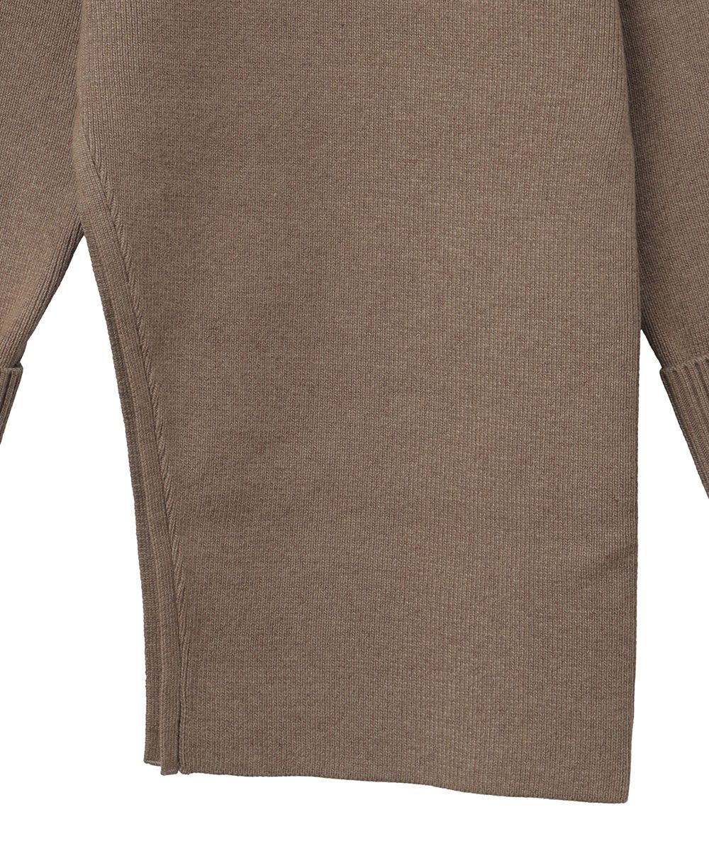 素敵でユニークな SLANT CUT KNIT TOPS ブルー - トップス - www ...