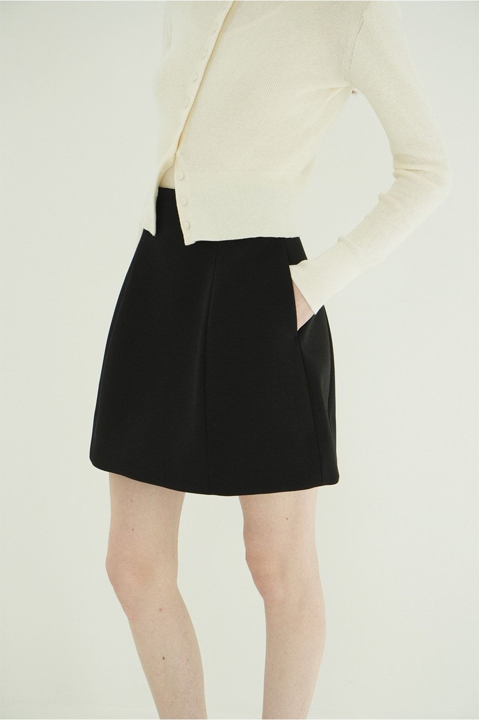 コンストラクティブミニスカート - CONSTRUCTIVE MINI SKIRT (BLACK)