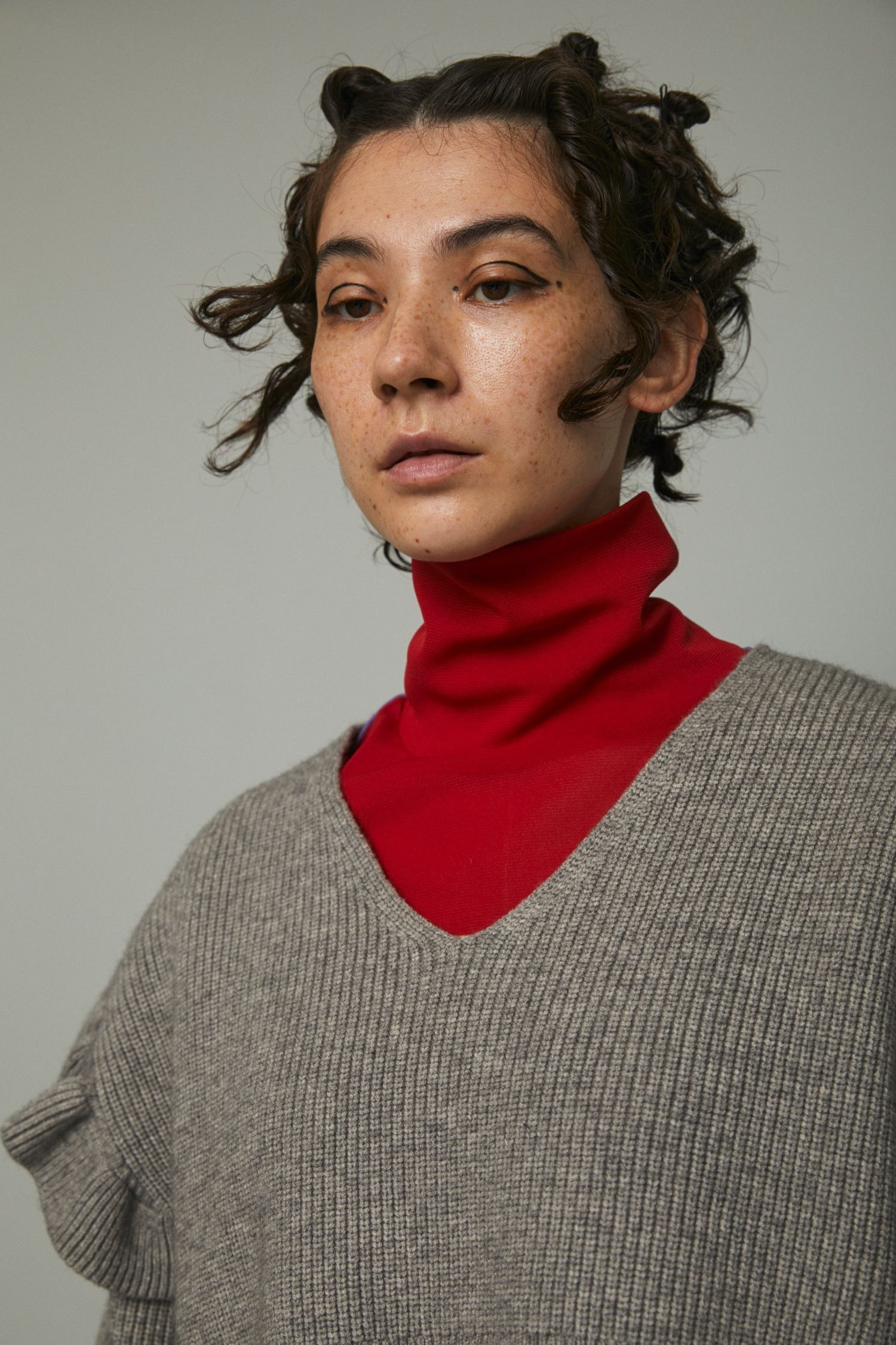 レイヤード フリル トップス  - Layered frill tops - T-GREY