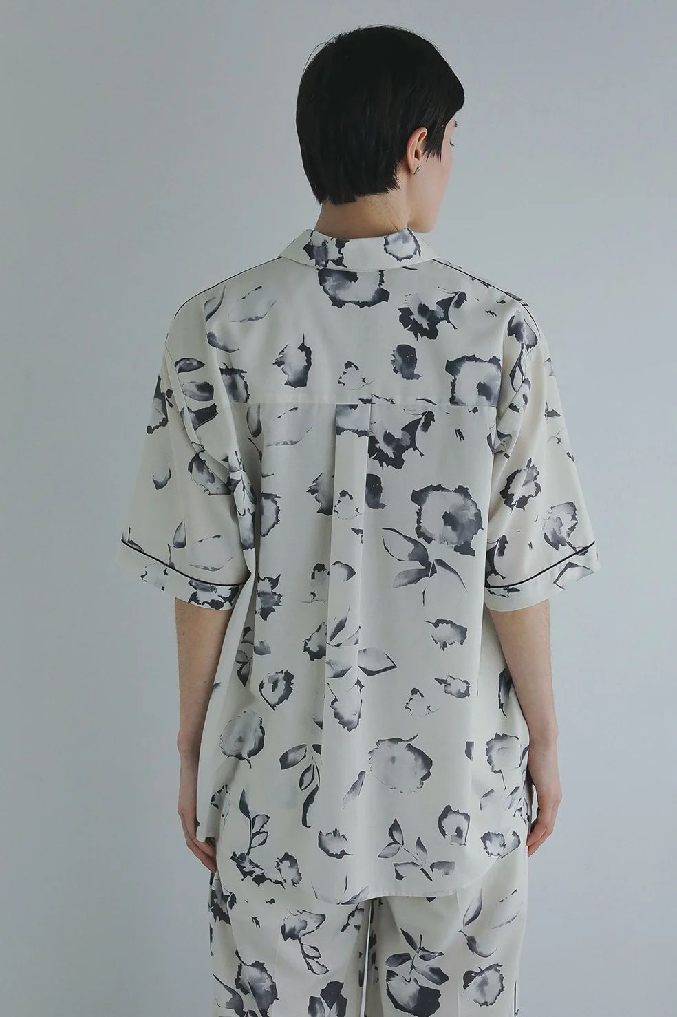 フラワーシャツ - BLURRED FLOWER SHIRTS - WHITE