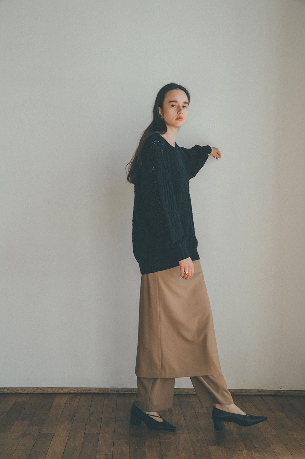 ベーシックタックパンツ - BASIC TUCK PANTS - BEIGE