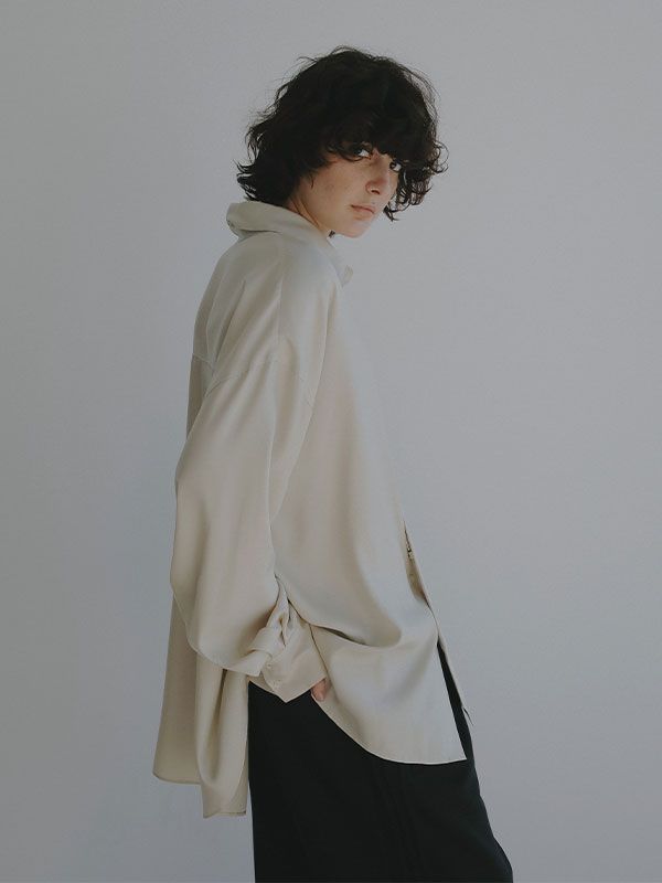 キュプラネクタイオーバーサイズシャツ (LIGHT BEIGE)