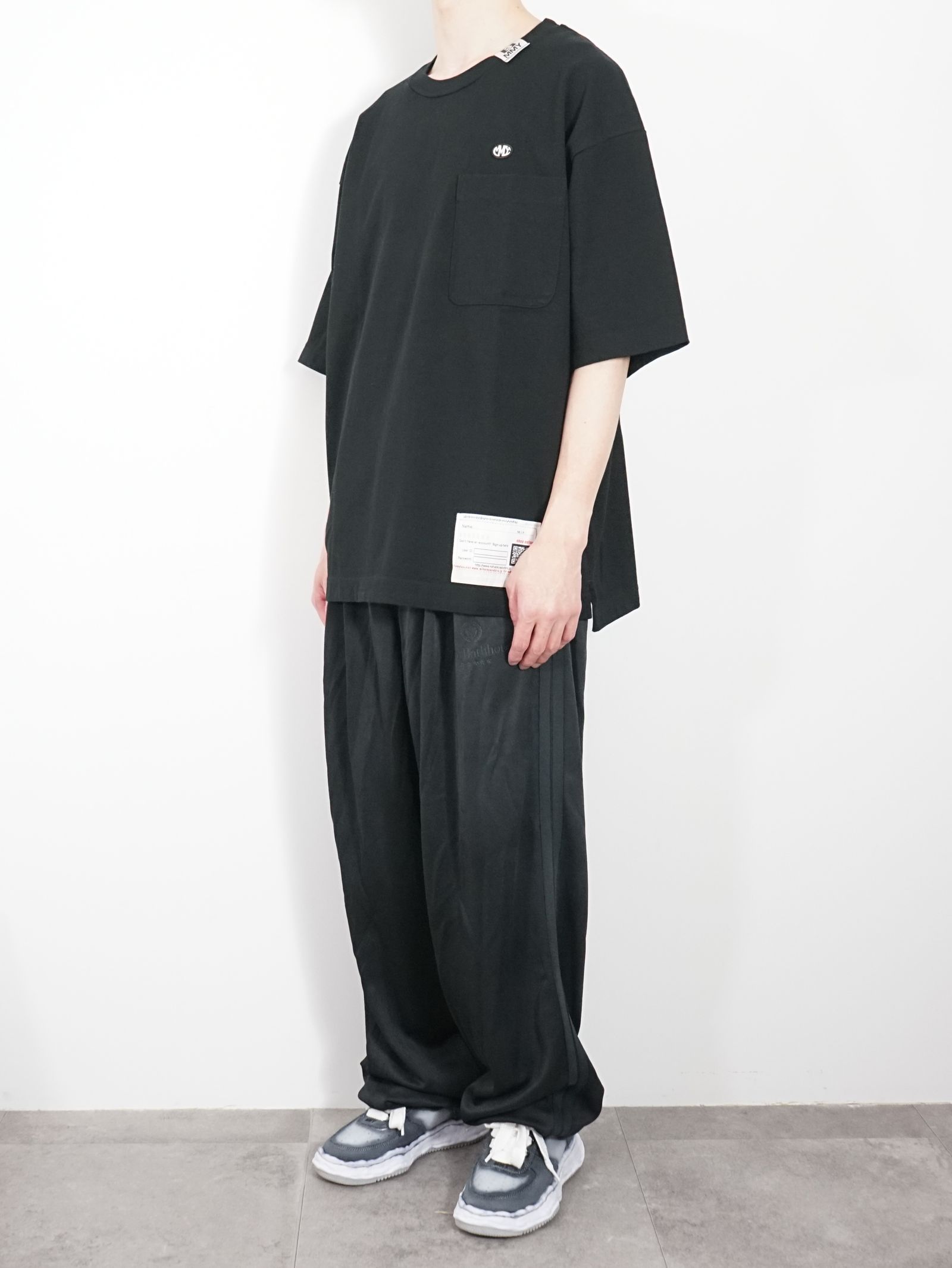 バックプリント ティーシャツ - Back Printed T-shirt - BLACK