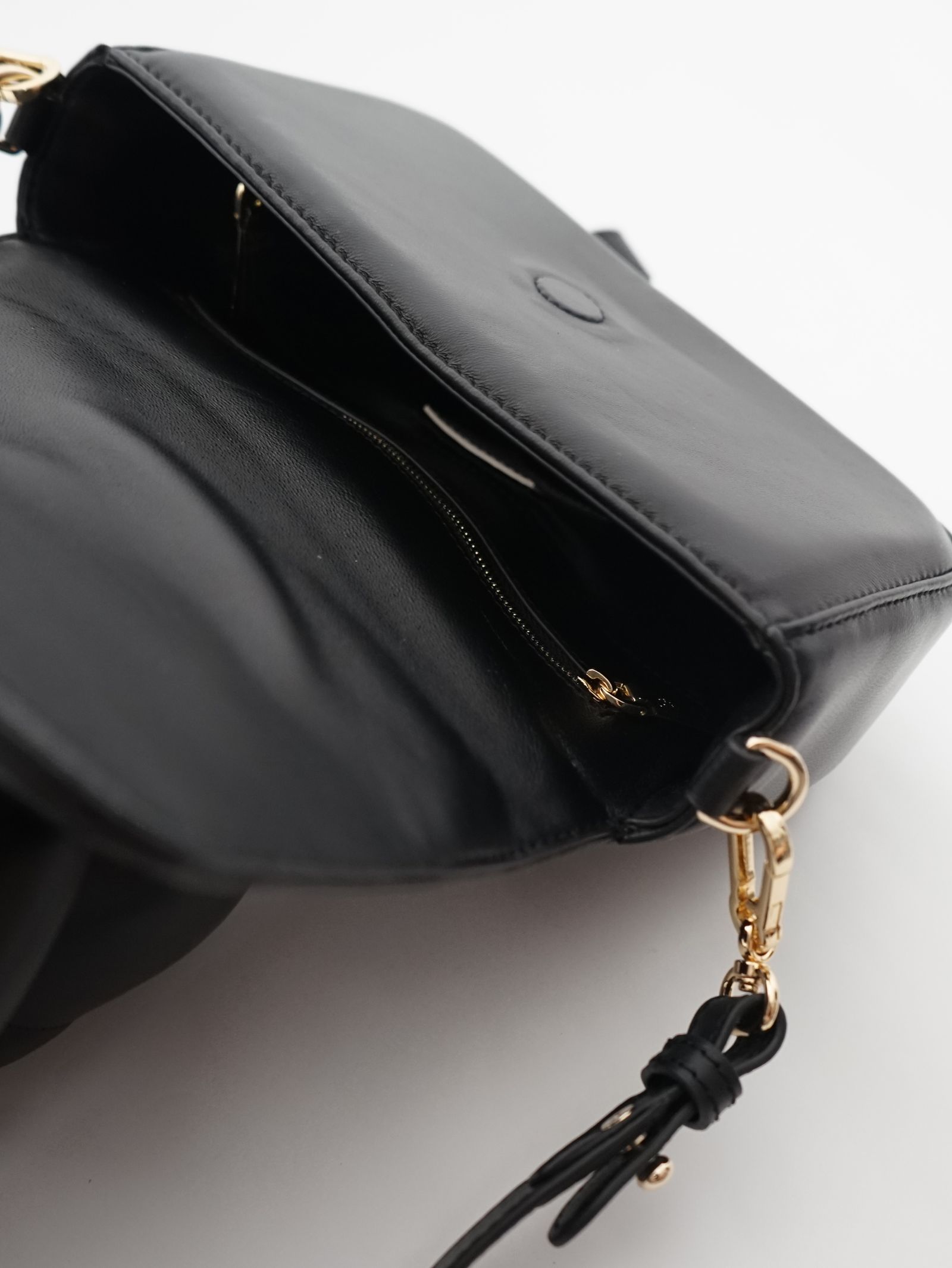 Maison MIHARA YASUHIRO - パファーアニマル ショルダーバッグ - PUKER ANIMAL Puffer Shoulder  Bag- BLACK | ADDICT WEB SHOP