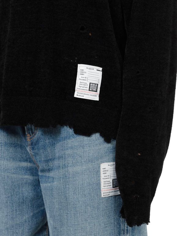 ディストレスド ニットセーター - Distressed Knit Sweater (BLACK)