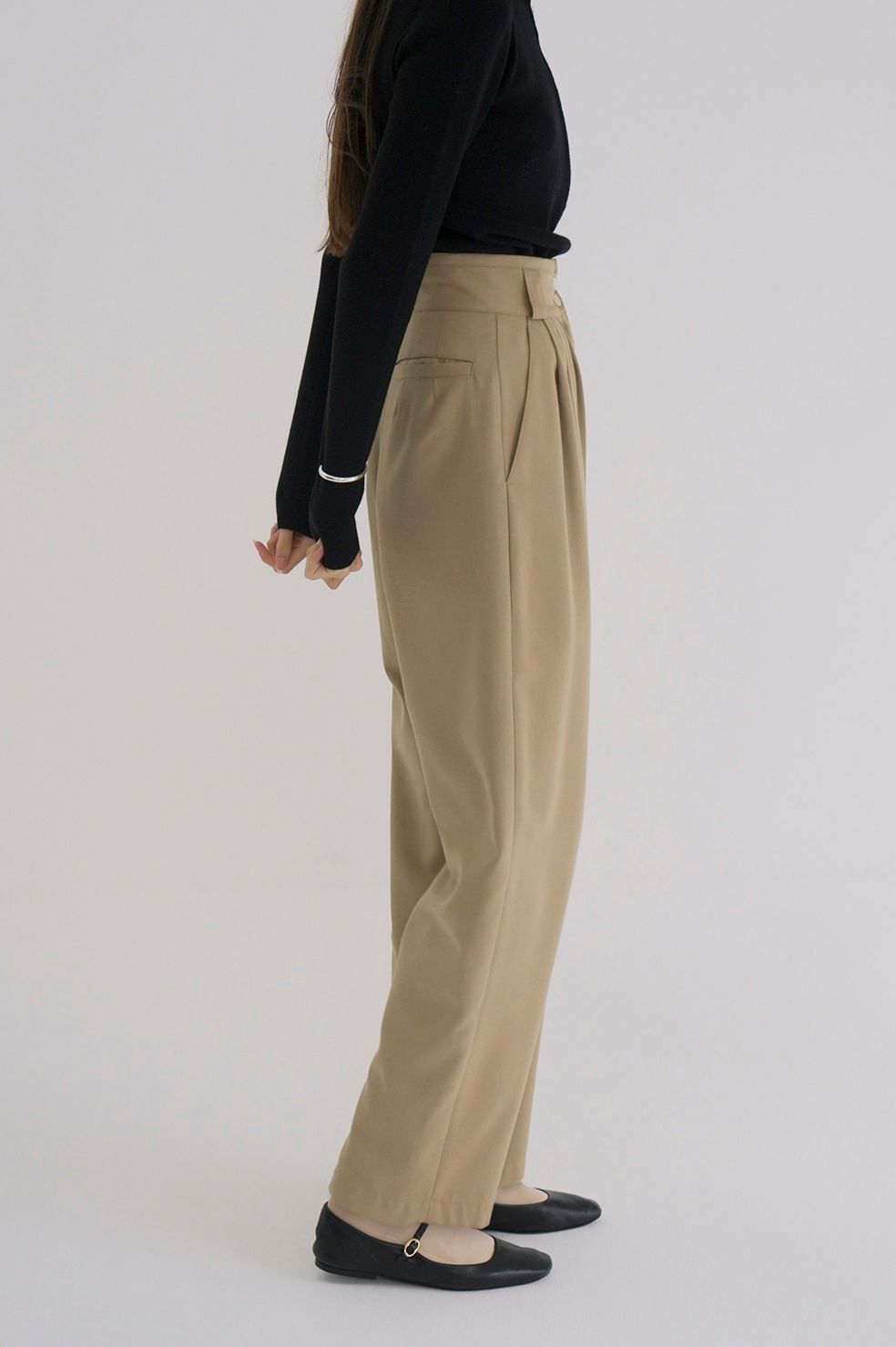 CLANE - ベルトデザイン テーパードパンツ - WIDE BELT TUCK CLANE - ベルトデザイン テーパードパンツ - WIDE BELT TUCK